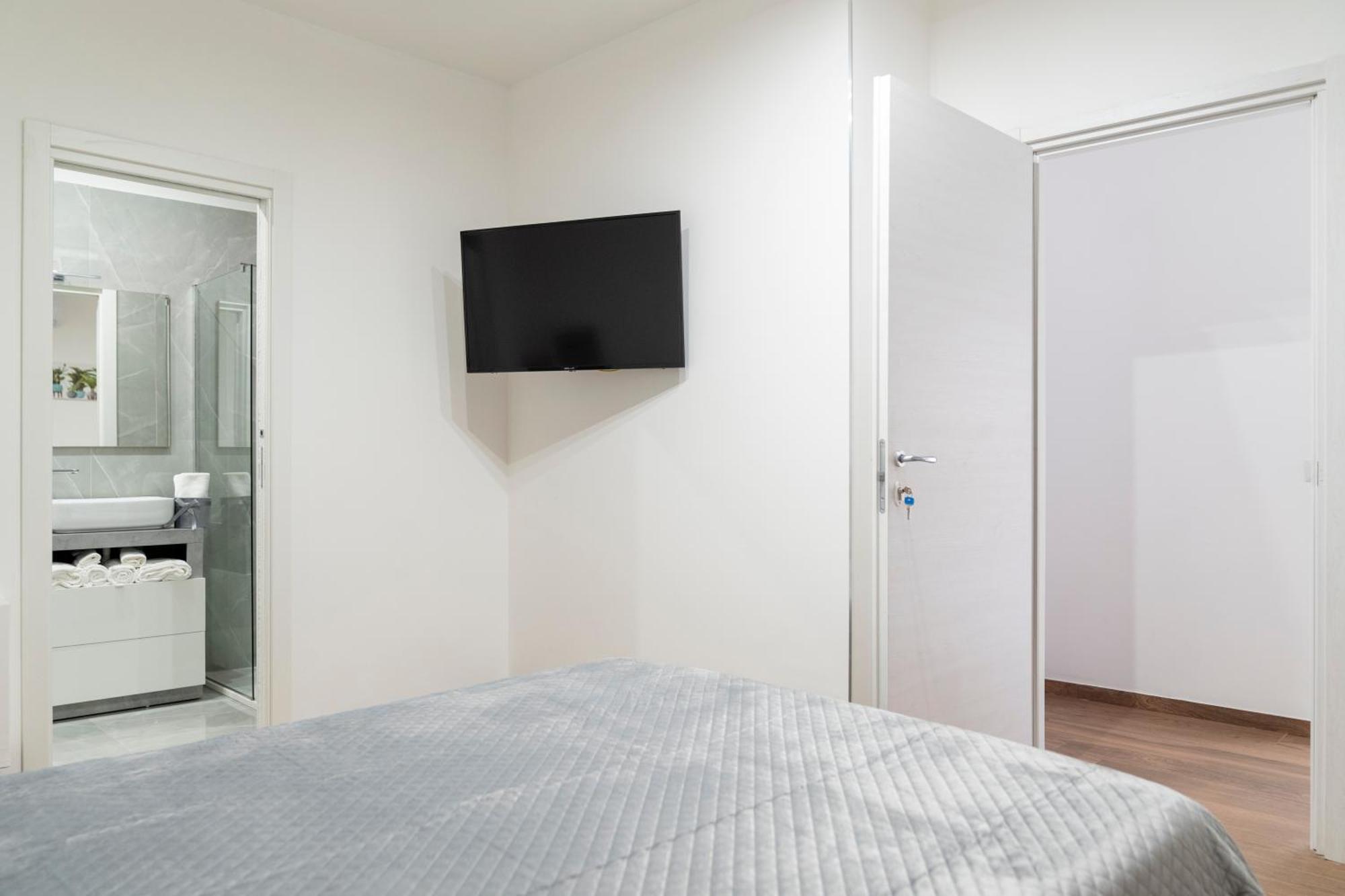 La Corte Guest House Bari Exterior photo