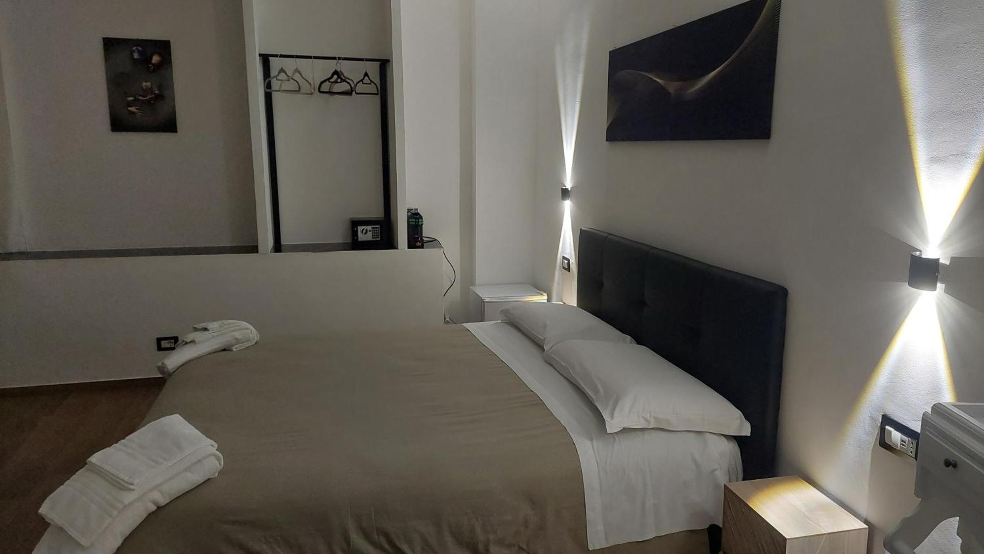 La Corte Guest House Bari Exterior photo