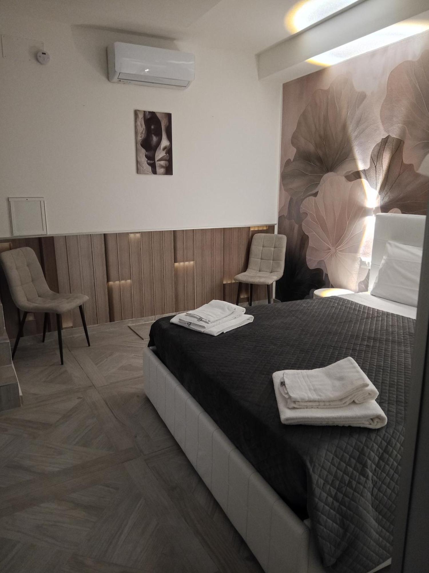 La Corte Guest House Bari Exterior photo